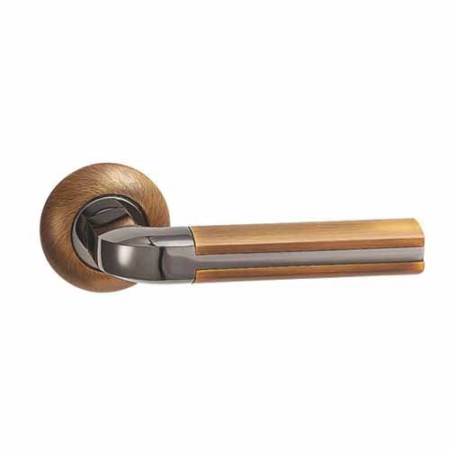 Zara Rose Handle